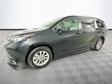Certified 2024 Toyota Sienna XLE image 4