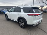 New 2025 Nissan Pathfinder Platinum image 5
