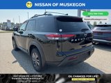 New 2025 Nissan Pathfinder SV image 5