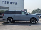 New 2025 Ford Expedition Max Platinum image 3