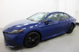 Used 2025 Toyota Camry SE image 4