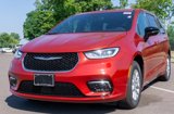 New 2026 Chrysler Pacifica Select image 2