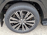 New 2025 Lexus LX 600 4WD w/ Luxury Package image 5