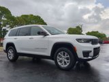 Used 2023 Jeep Grand Cherokee L Limited image 2