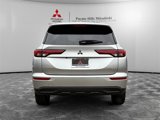 New 2025 Mitsubishi Outlander ES image 5