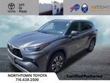 Used 2023 Toyota Highlander XLE image 3
