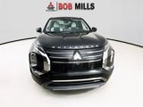 New 2025 Mitsubishi Outlander SE image 2