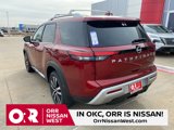 New 2025 Nissan Pathfinder Platinum image 3