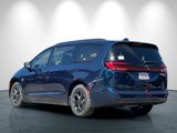 New 2025 Chrysler Pacifica Premium image 6