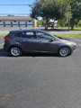Used 2015 Ford Focus SE w/ SE Cold Weather Package image 4
