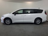 New 2026 Chrysler Pacifica Select image 4