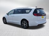 New 2025 Chrysler Pacifica Pinnacle image 5