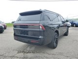 Used 2025 Lincoln Navigator L Reserve image 4