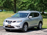 Used 2014 Nissan Rogue SV image 2