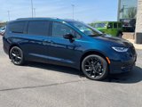 New 2025 Chrysler Pacifica Limited w/ Trailer Tow Group image 2