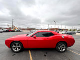 Used 2018 Dodge Challenger SXT image 6