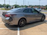 Used 2024 Toyota Camry SE image 6