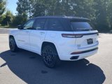 New 2025 Jeep Grand Cherokee Summit image 5