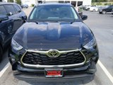 New 2025 Toyota Highlander Limited image 2
