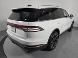 New 2025 Lincoln Aviator Reserve image 3