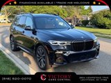 Used 2022 BMW X7 M50i image 3