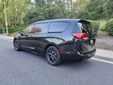 Used 2018 Chrysler Pacifica Limited w/ Advanced Safetytec Group image 3