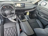 New 2025 Nissan Rogue Platinum image 4