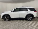 New 2025 Nissan Pathfinder Platinum image 5