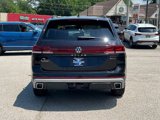 New 2025 Volkswagen Atlas Peak Edition SE image 5