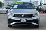 Certified 2022 Volkswagen Tiguan SE R-Line image 6