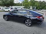 Used 2022 Hyundai Elantra SEL w/ Convenience + Premium Package image 3