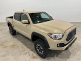 Used 2018 Toyota Tacoma TRD Sport image 5
