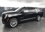 Used 2025 GMC Yukon XL Denali w/ Sun & Power Step Package image 5