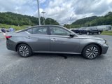 Used 2024 Nissan Altima 2.5 SV image 2