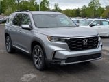 New 2025 Honda Pilot Touring image 2