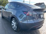 Used 2022 Tesla Model Y Long Range image 5