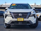 New 2025 Nissan Rogue SL image 2
