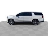 New 2025 GMC Yukon XL Denali w/ Denali Reserve Package image 5