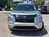 New 2025 Mitsubishi Outlander ES image 2