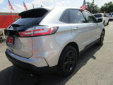 Used 2020 Ford Edge SE image 6