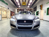Used 2020 Jaguar XF Prestige image 3