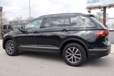 Used 2020 Volkswagen Tiguan SE w/ Panoramic Sunroof Package image 6