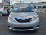 Used 2013 Toyota Sienna LE image 2