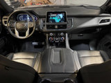 Used 2022 GMC Yukon XL SLT w/ SLT Luxury Package image 3