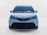 Used 2023 Toyota Sienna LE image 2