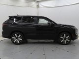 New 2025 Mitsubishi Outlander SE image 2