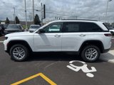 New 2025 Jeep Grand Cherokee Laredo X image 4