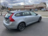 Used 2018 Volvo V60 T5 Dynamic image 5