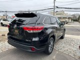 Used 2018 Toyota Highlander XLE image 6