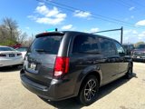Used 2019 Dodge Grand Caravan SE image 5